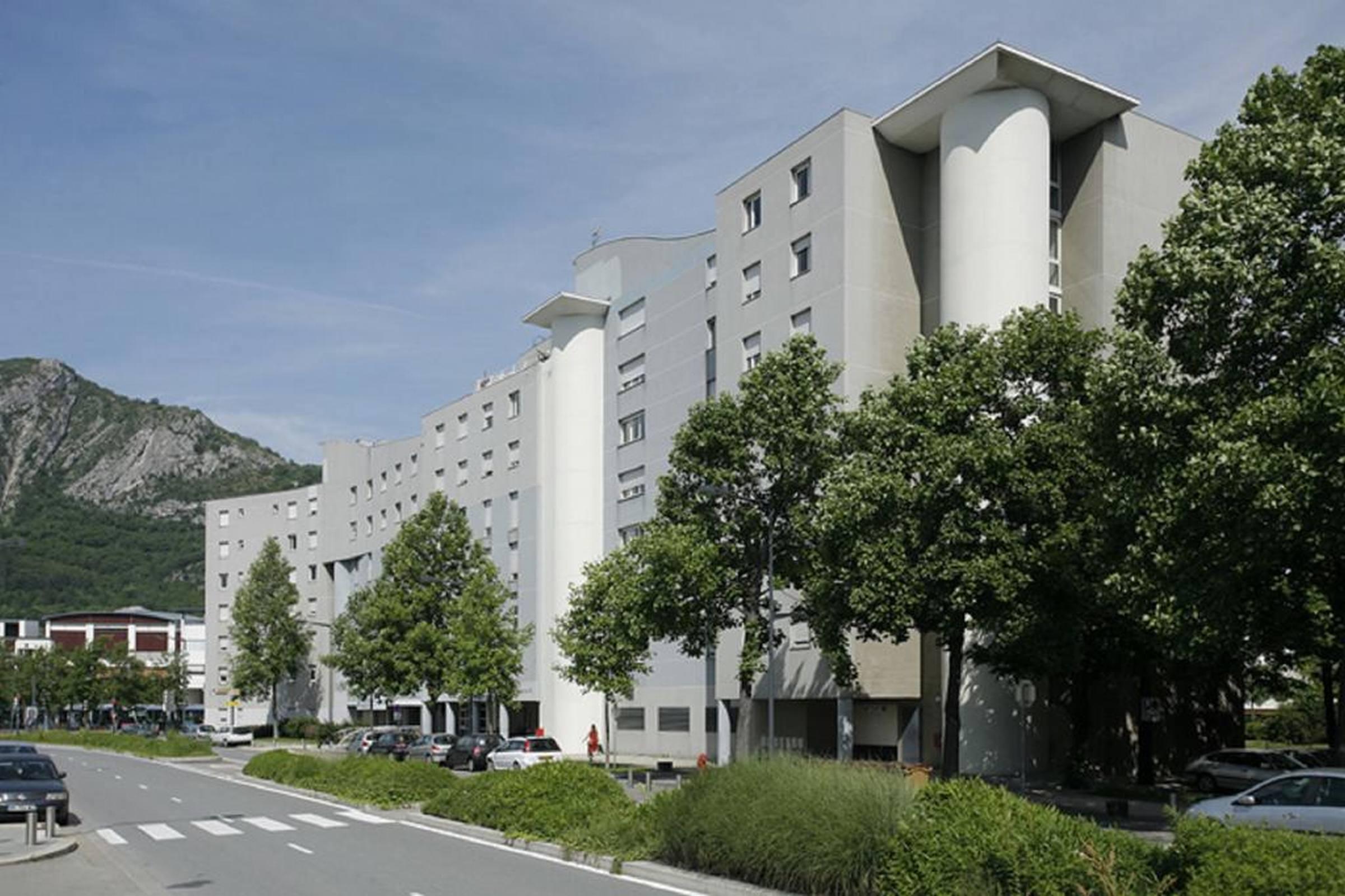 Sejours & Affaires Grenoble Marie Curie Aparthotel Bagian luar foto