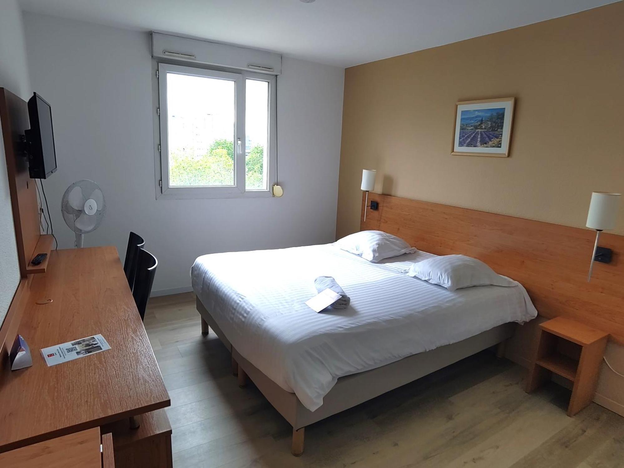 Sejours & Affaires Grenoble Marie Curie Aparthotel Bagian luar foto