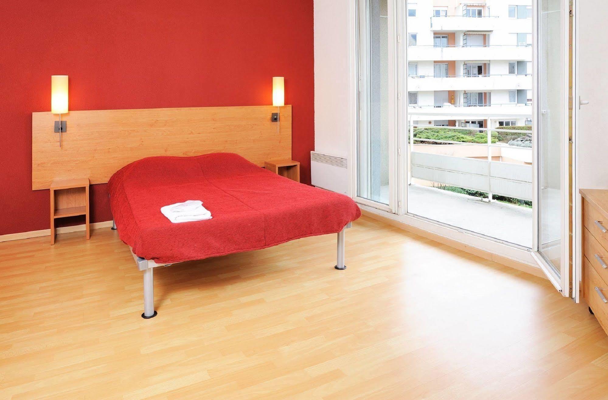 Sejours & Affaires Grenoble Marie Curie Aparthotel Bagian luar foto